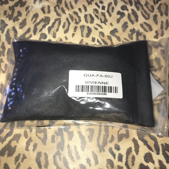 Quay Vivienne Aviator sunglasses - Picture 10 of 13